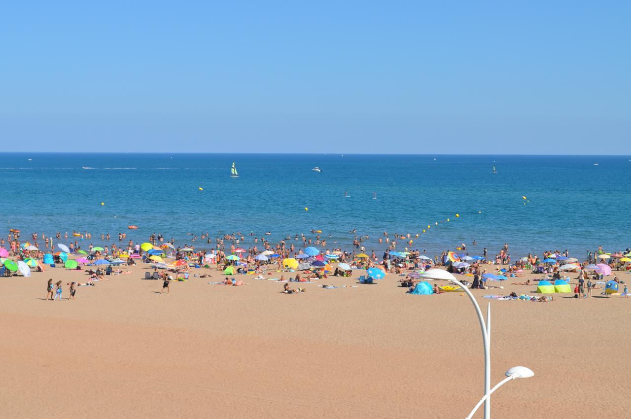 Hotel De La Mer Valras-Plage Bagian luar foto